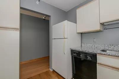1660 N Prospect Ave #1406, Milwaukee, WI 53202 - Photo 14