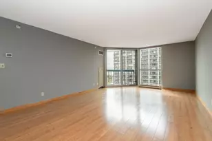 1660 N Prospect Ave, Milwaukee, WI 53202 - Photo 6