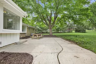 3285 Wetzel Ln, Brookfield, WI 53005 - Photo 40