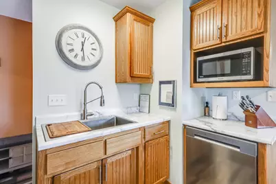 211 E Main St, Mishicot, WI 54228 - Photo 24