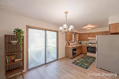 8105 S Legend Dr #D, Franklin, WI 53132 - Photo 8