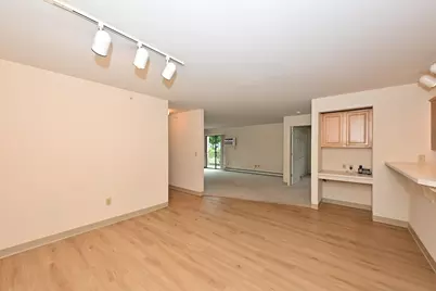 100 E Main St #127, Waukesha, WI 53186 - Photo 6