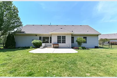 6305  Cedarhedge Dr, Racine, WI 53406 - Photo 18