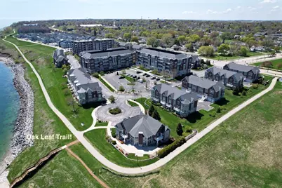 3870 S Lake Dr #1102, Saint Francis, WI 53235 - Photo 46