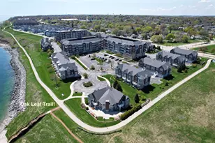 3870 S Lake Dr, Saint Francis, WI 53235 - Photo 46