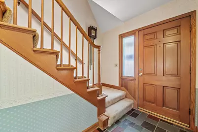 N87W15765  Belleview Blvd, Menomonee Falls, WI 53051 - Photo 2