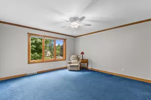20750 Lincolnshire Ct, Brookfield, WI 53045 - Photo 18