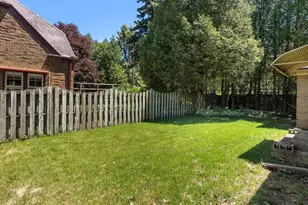 1127 Lincoln Blvd, Manitowoc, WI 54220 - Photo 16