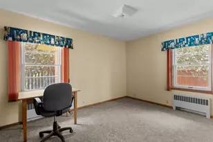 1127 Lincoln Blvd, Manitowoc, WI 54220 - Photo 6