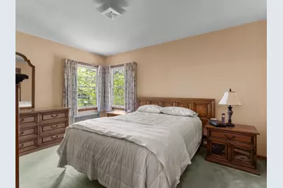 1127  Lincoln Blvd, Manitowoc, WI 54220 - Photo 8