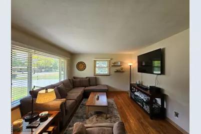 N102W15320  Venus Ct, Germantown, WI 53022 - Photo 2