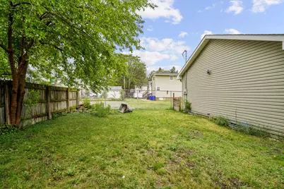 6350  12th Ave, Kenosha, WI 53143 - Photo 28