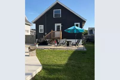 2007  27th St, Kenosha, WI 53140 - Photo 4