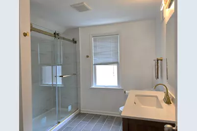 2626 N 73rd St, Wauwatosa, WI 53213 - Photo 8