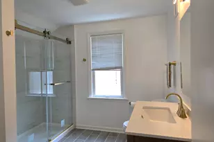 2626 N 73rd St, Wauwatosa, WI 53213 - Photo 8