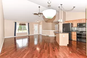 1063 Pheasant Dr, Genoa City, WI 53128 - Photo 10