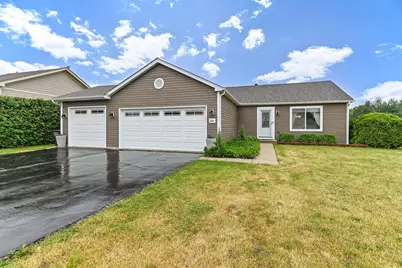 1063  Pheasant Dr, Genoa City, WI 53128 - Photo 2