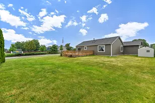 1063 Pheasant Dr, Genoa City, WI 53128 - Photo 38