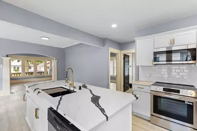 4138 N 25th St, Milwaukee, WI 53209 - Photo 8