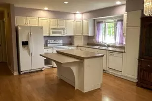 8651 Fieldstone Ct, Burlington, WI 53105 - Photo 12