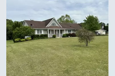 8651  Fieldstone Ct, Burlington, WI 53105 - Photo 1