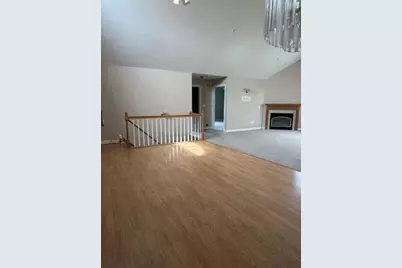 8651  Fieldstone Ct, Burlington, WI 53105 - Photo 10
