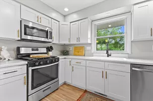 612 Lee Ct, Waukesha, WI 53186 - Photo 14