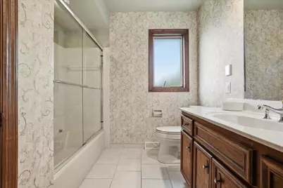 4100 S 119th St, Greenfield, WI 53228 - Photo 12