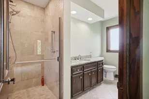 4100 S 119th St, Greenfield, WI 53228 - Photo 14