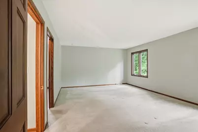 4100 S 119th St, Greenfield, WI 53228 - Photo 10