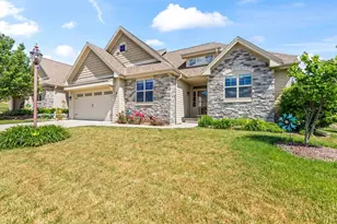 3506 Hawthorn Hill Dr, Waukesha, WI 53188 - Photo 2
