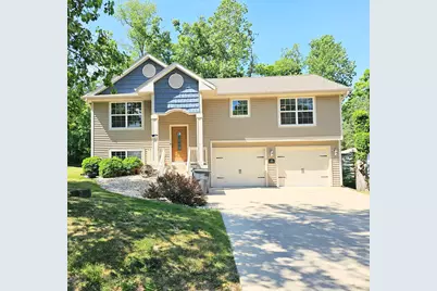 W3828  Cypress Dr, Geneva, WI 53147 - Photo 2