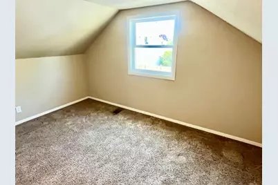 2415  16th St, Two Rivers, WI 54241 - Photo 8