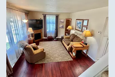2415  16th St, Two Rivers, WI 54241 - Photo 2