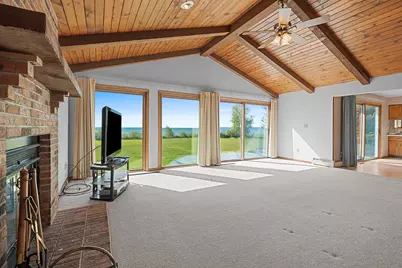 4116  Michigan Shores Dr, Menominee, MI 49858 - Photo 2