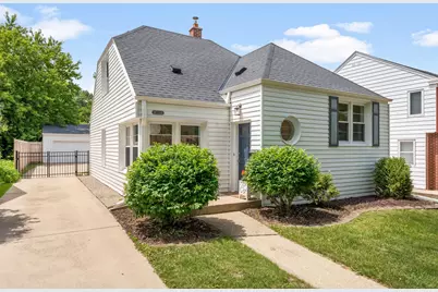 4617 N Sheffield Ave, Whitefish Bay, WI 53211 - Photo 1