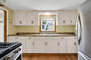 802 S 90th St, West Allis, WI 53214 - Photo 12