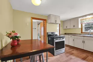 802 S 90th St, West Allis, WI 53214 - Photo 14