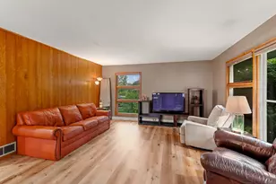 2945 Cottonwood Ct, Brookfield, WI 53005 - Photo 10