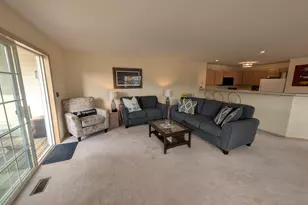 2161 Landings Ln, Delavan, WI 53115 - Photo 4