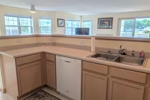 2161 Landings Ln, Delavan, WI 53115 - Photo 8