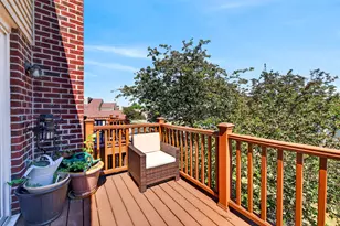 N16W26593 Tall Reeds Ln, Pewaukee, WI 53072 - Photo 4