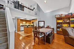 N16W26593 Tall Reeds Ln, Pewaukee, WI 53072 - Photo 6