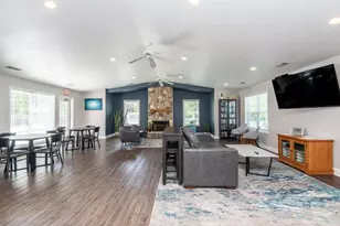 N16W26593 Tall Reeds Ln, Pewaukee, WI 53072 - Photo 28
