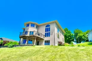 203 Eagle Bluff Rd, La Crescent, MN 55947 - Photo 2