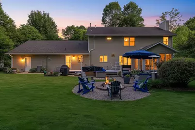 602  Wild Oak Dr, Manitowoc, WI 54220 - Photo 8
