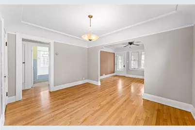 6820 W Hayes Ave, West Allis, WI 53219 - Photo 10