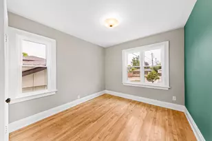 6820 W Hayes Ave, West Allis, WI 53219 - Photo 14
