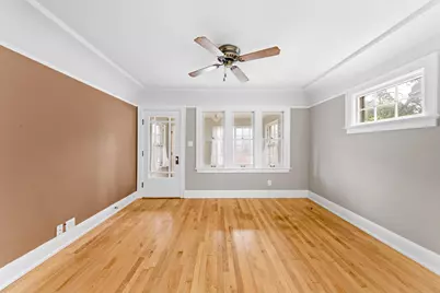6820 W Hayes Ave, West Allis, WI 53219 - Photo 6