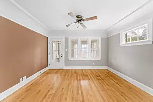 6820 W Hayes Ave, West Allis, WI 53219 - Photo 6
